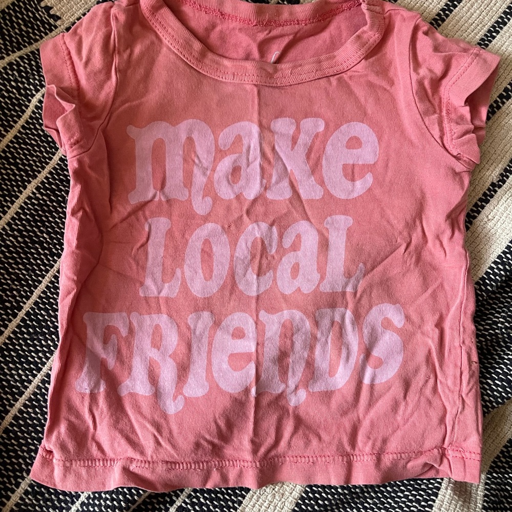 “Make Local Friends” Peek Little Peanuts Pink Short Sleeve Tee 100% Cotton 3-6 m